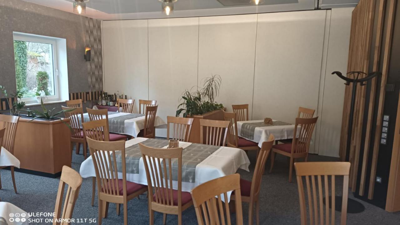 Hotel & Restaurant Zum Hirsch Romhild Extérieur photo